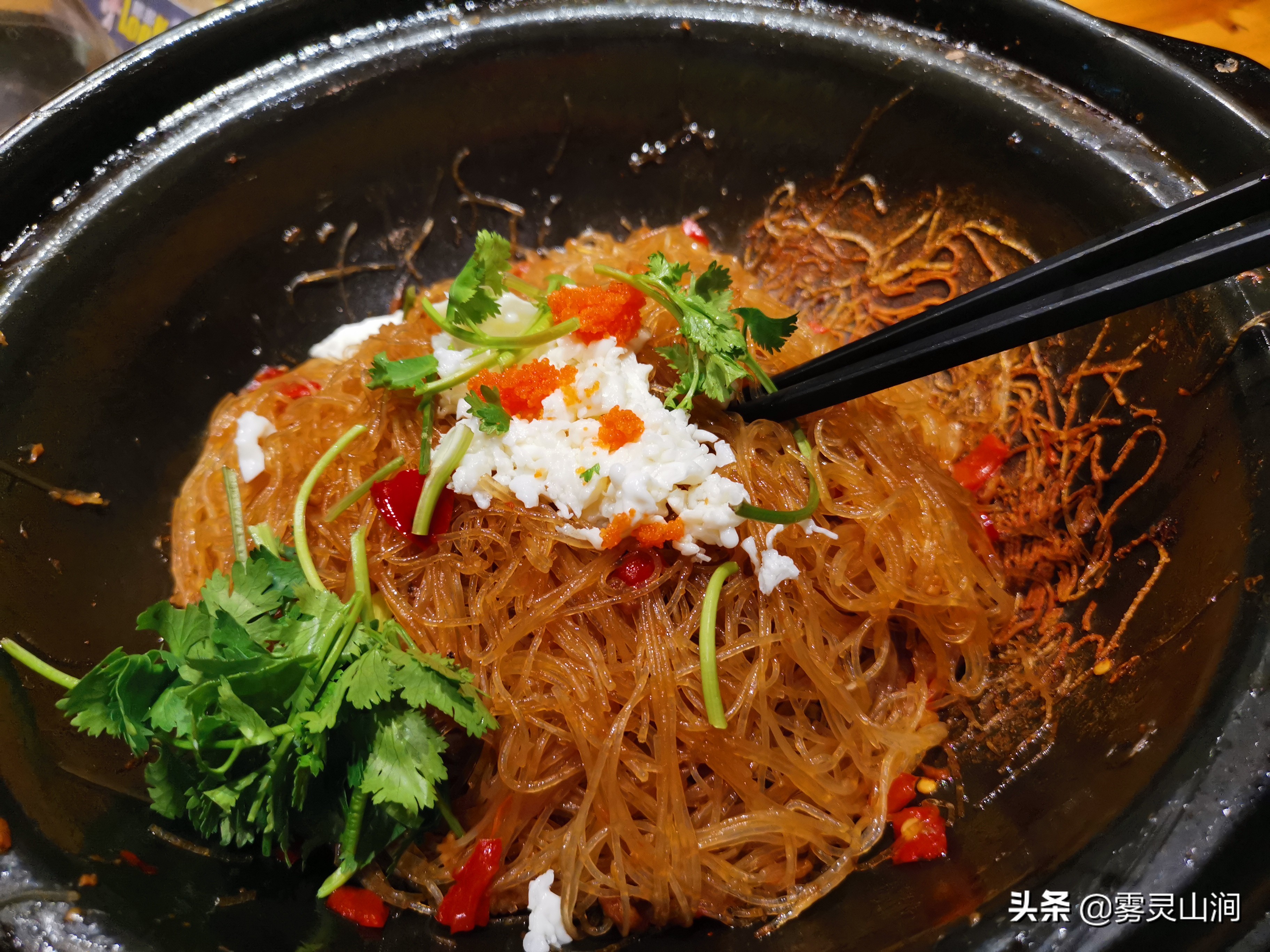 在江西婺源，这家写着“做婺源本地特色菜”的餐馆，值得吃吗？