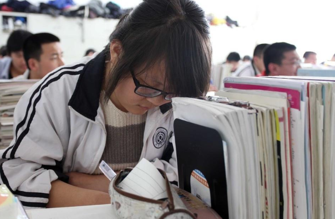 高考又一后路被阻断，多地严禁招收复读生，考生将失去复读机会