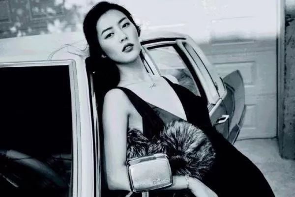 哪家律所旗下艺人最多？