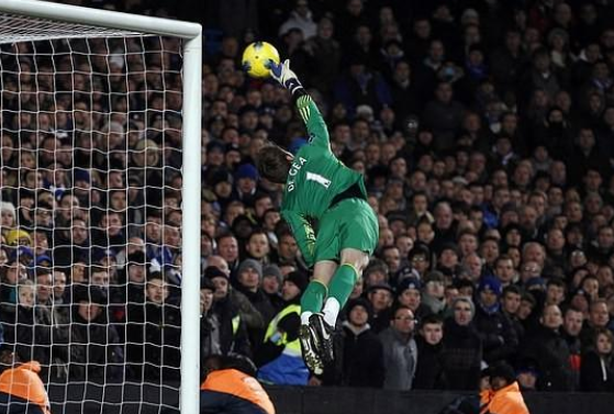 为什么英超比赛那么稳（英超奇景！排名第五的球队，欧冠却“稳”了？因7年最强红魔诞生）-华海博客