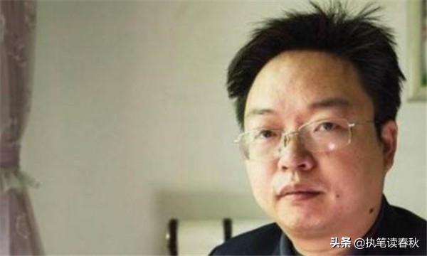 张晓勇：17岁少年以状元身份入清华，如今在社区当保安月薪2000块