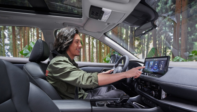 日产“终于听劝了”！重新换上四缸发动机，从近20万降至14万