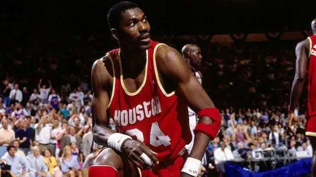 nba球星的綽號都有什么（NBA歷史上的二十大經典球員綽號）
