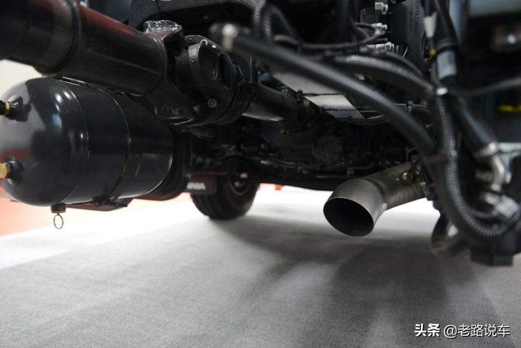 全新一代斯堪尼亚p系列 p450主战消防车