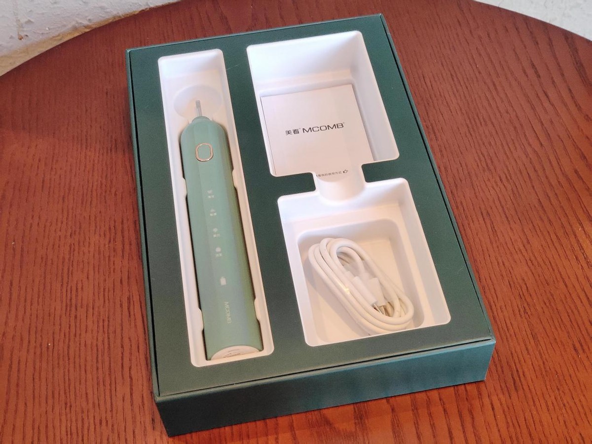 既能刷牙，又能洗脸的电动牙刷，美看mcomb M2 Plus上手体验