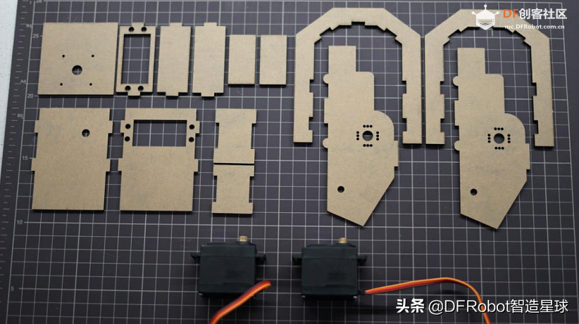 Maker-T教你从零制造一台麦轮战车