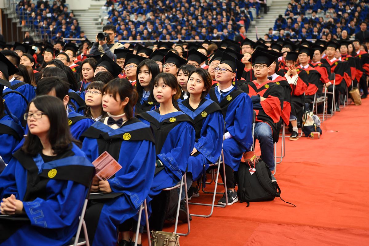 長春理工大學研究生招生簡章奔馳女