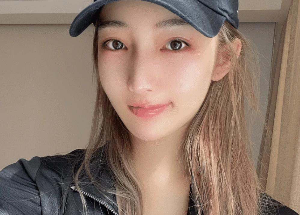 中国传媒大学在读高职生都美竹，勇“锤”顶流小生，母校老师发声