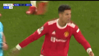 欧冠C罗头球破门无力救主（刺激！95分钟解围，C罗奔向裁判！20秒后跪地狮吼，终于笑了）