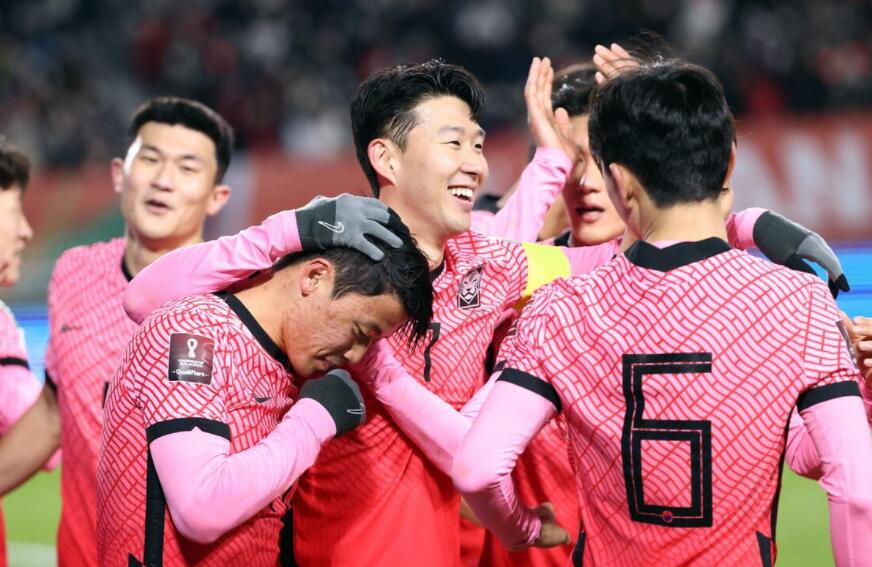 世预赛直播韩国VS阿联酋(世预赛1-0！韩国面对阿联酋打出统治级纪录：7连胜 32年不败)