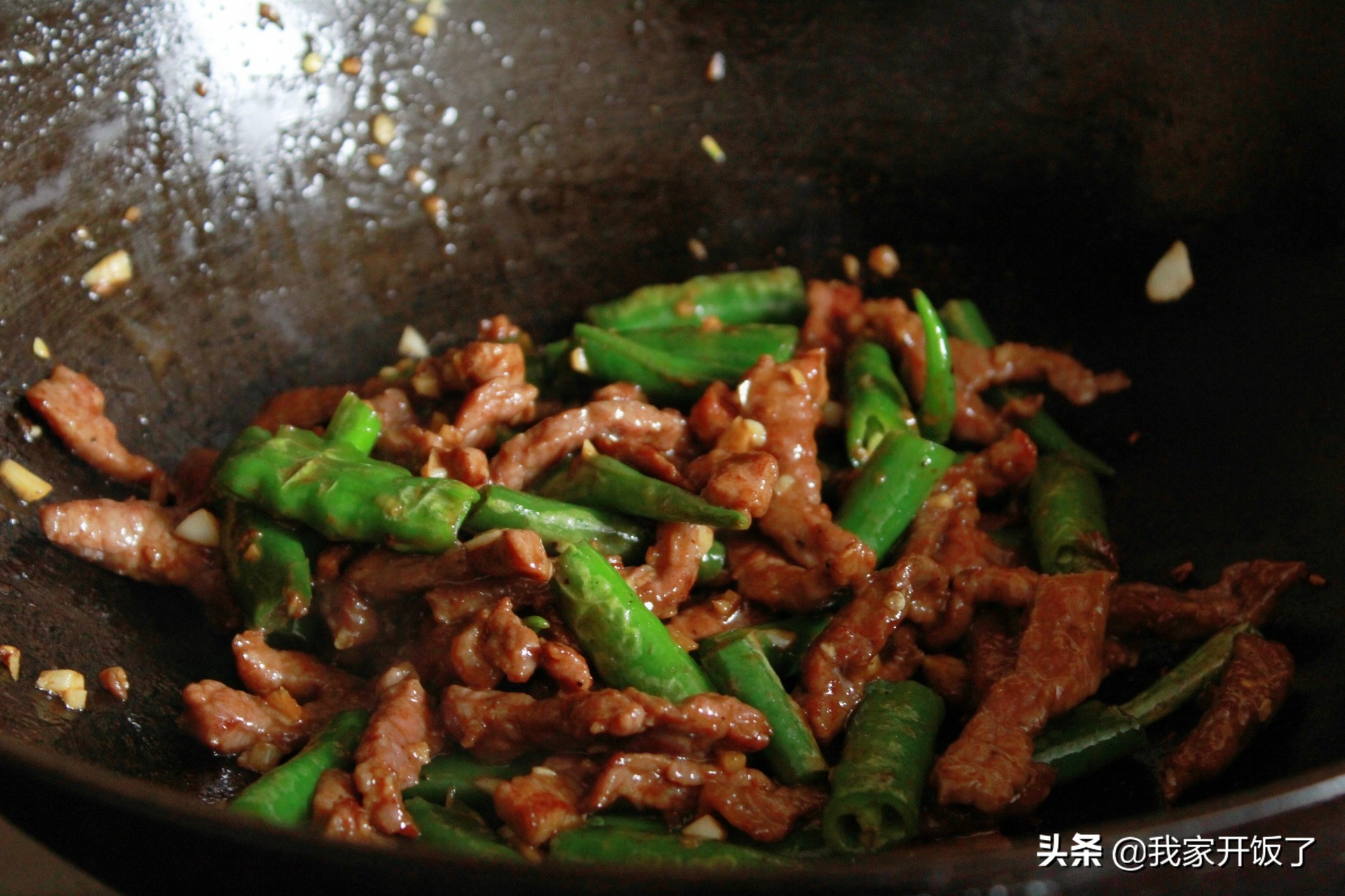 杭椒炒牛柳，跟我学做，牛柳滑嫩入味，不发老，技巧全在这里