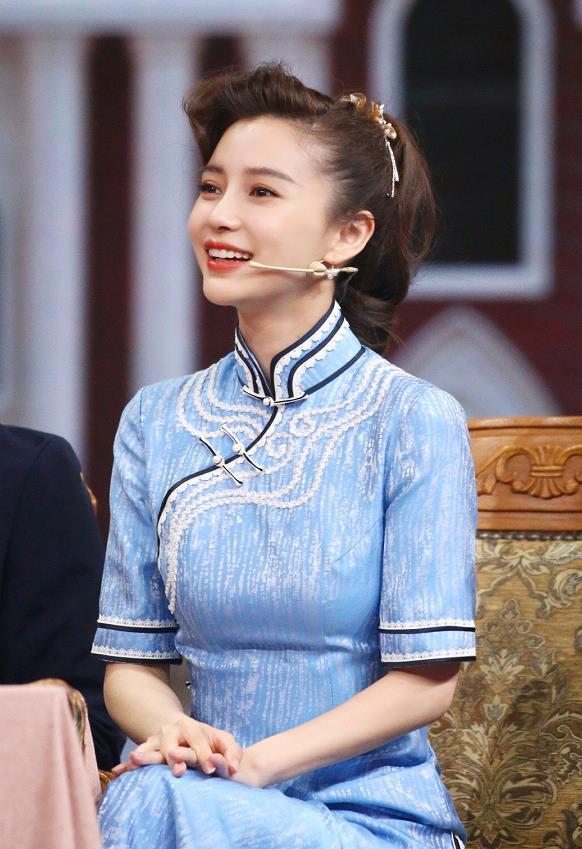 蓝色系的angelababy