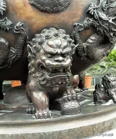 龙有九子,妈妈都是谁?