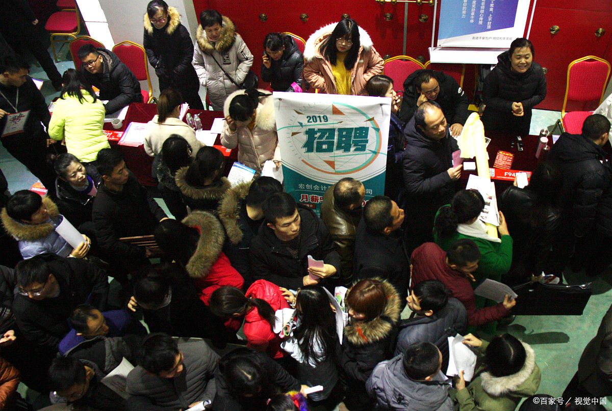 怎样才能考上公务员？我考了十几次，3个心得：都是打工人罢了