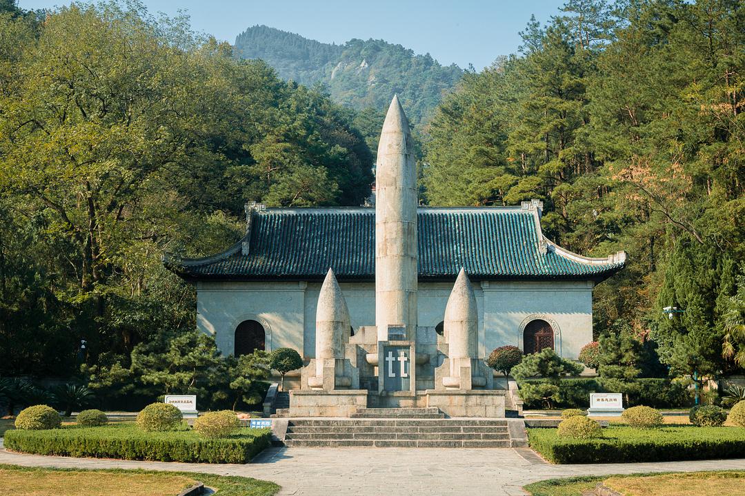 小团队周末奔袭南岳衡山，玩一把探秋观日