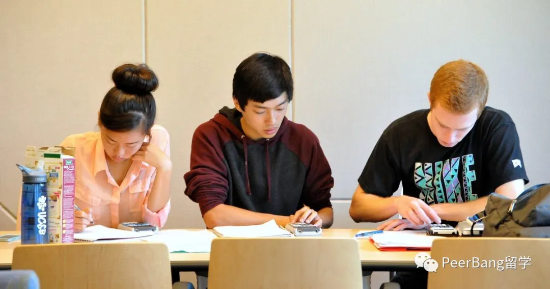 美国前30里，哪所大学不仅录取友好、强势学科还齐全？