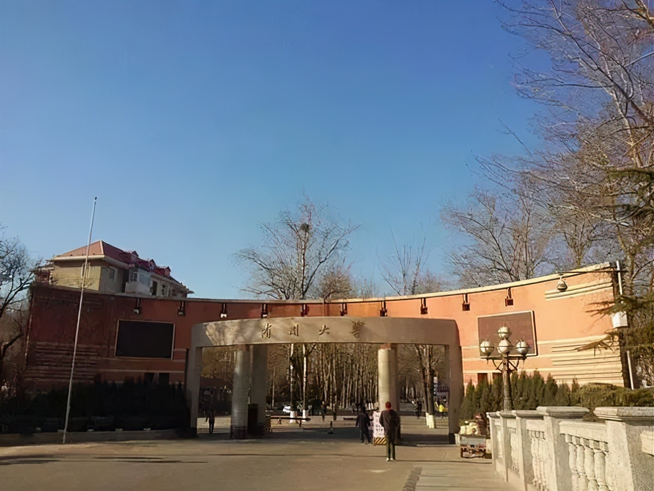 理科：物、化、生三大专业硬核大学实力排行榜！精选