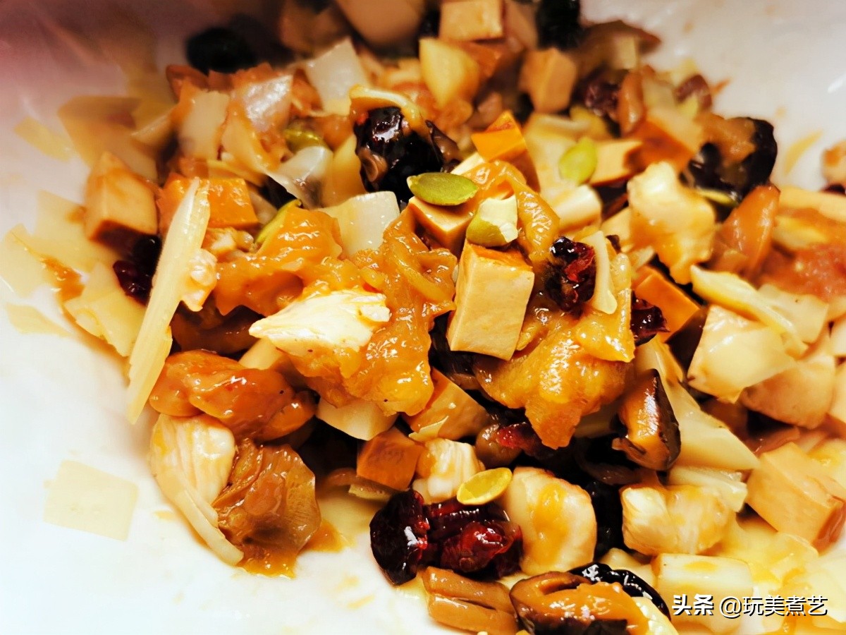 茄鲞的做法（复刻红楼梦里的文学美食之一茄鲞）