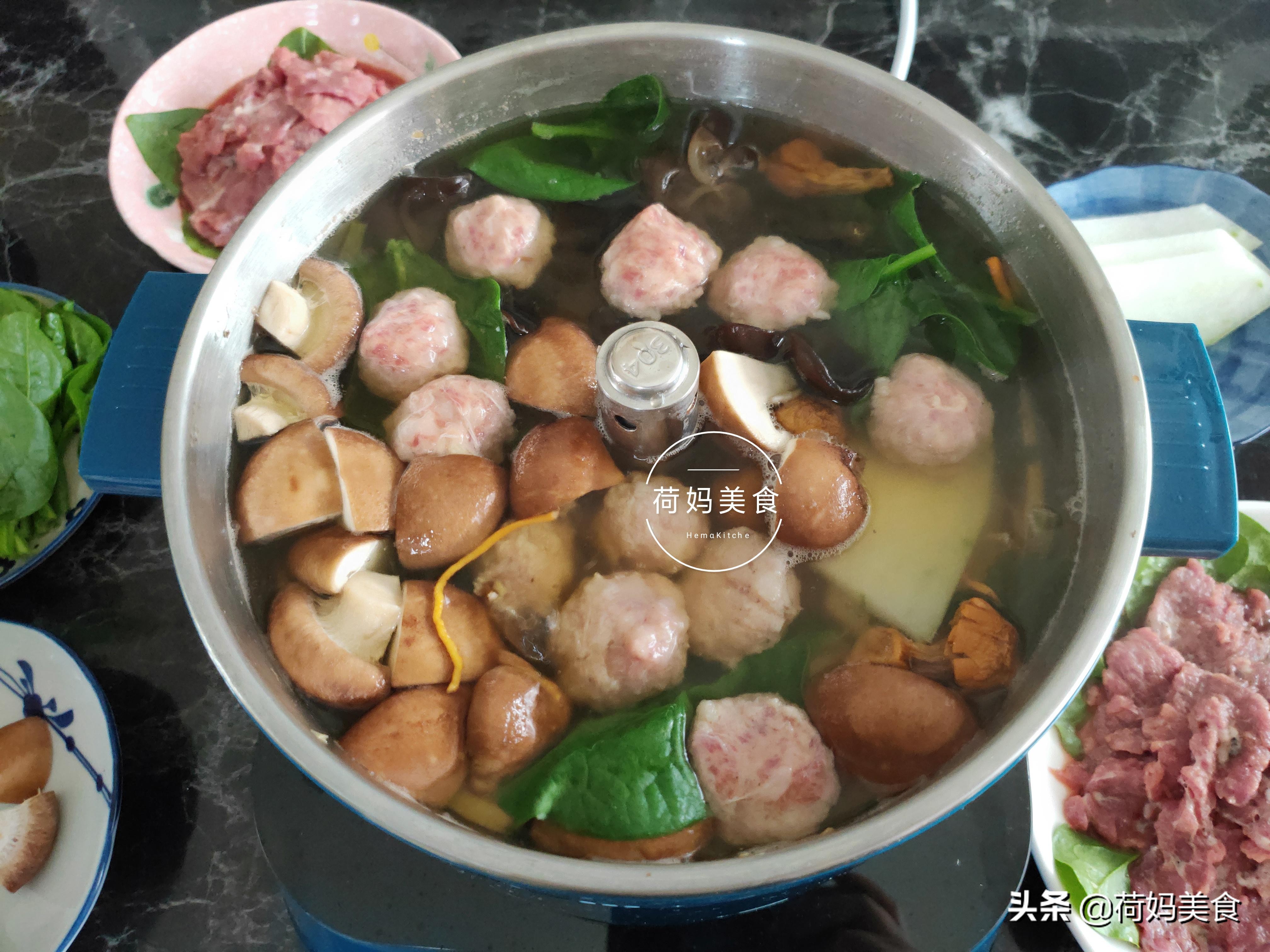 清汤火锅做法(五花肉清汤火锅的做法)