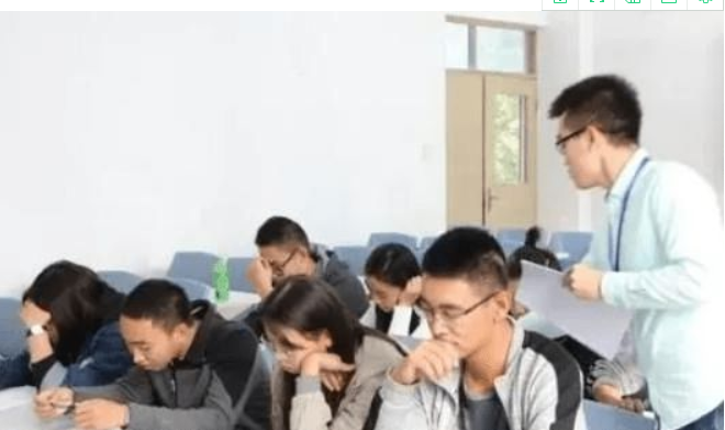 大学里有必要竞选班干部吗？不当班干部的学生，竞争优势少得可怜