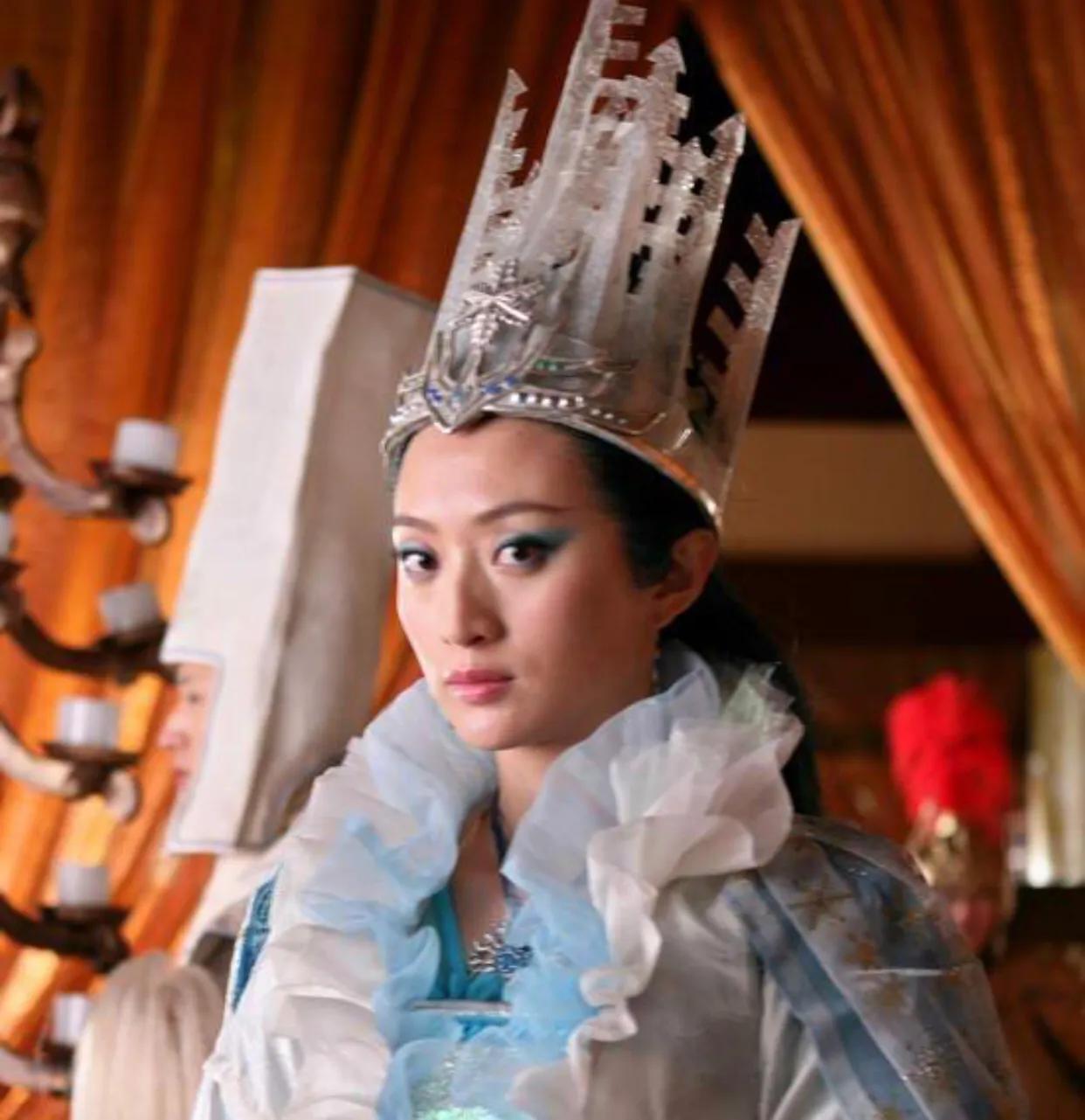 暗战危城电视剧演员介绍(孙俪新剧《理想之城》7位"老戏骨"年轻旧照