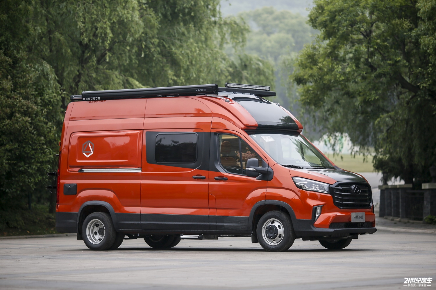 唤醒城市?合资品牌瑞弗房车发布新车了,这款运动小钢炮最惊艳