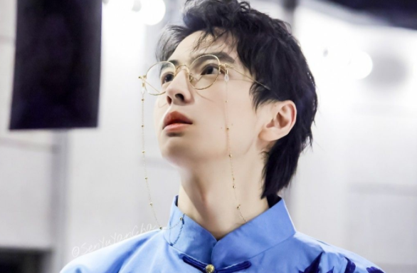 南京大学校草蒲熠星，才貌双全的宝藏男孩，不愧是全国公认的校草