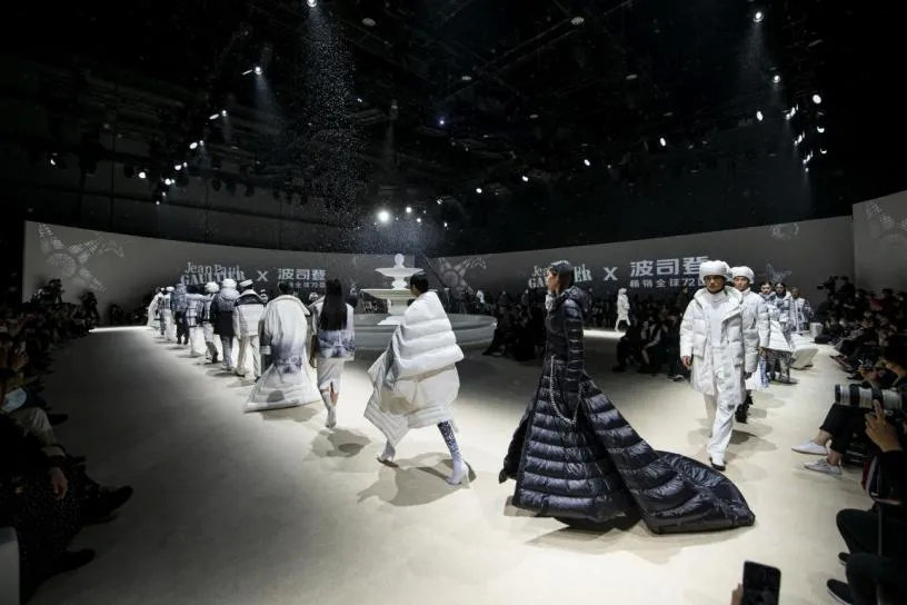 中国服装品牌巨变，全球化品牌优势凸显 | 品牌新事