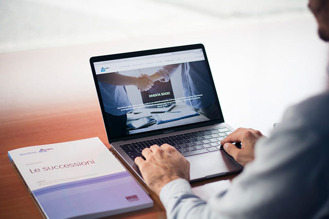 律师服务网站怎么推广比较好？SEM和SEO你选哪一种？