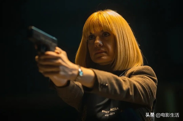 又一部爆款？《看不见的客人》导演新作来了，光预告就高能不断