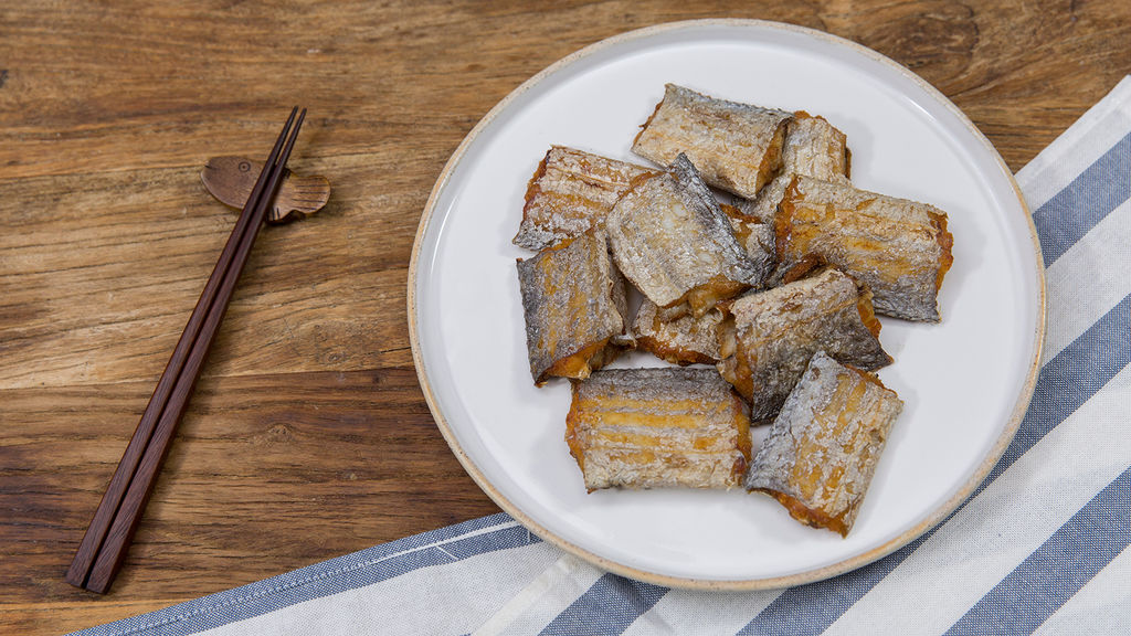 幹煎帶魚「幹煎帶魚怎麼做酥脆好吃」-皮皮自媒體