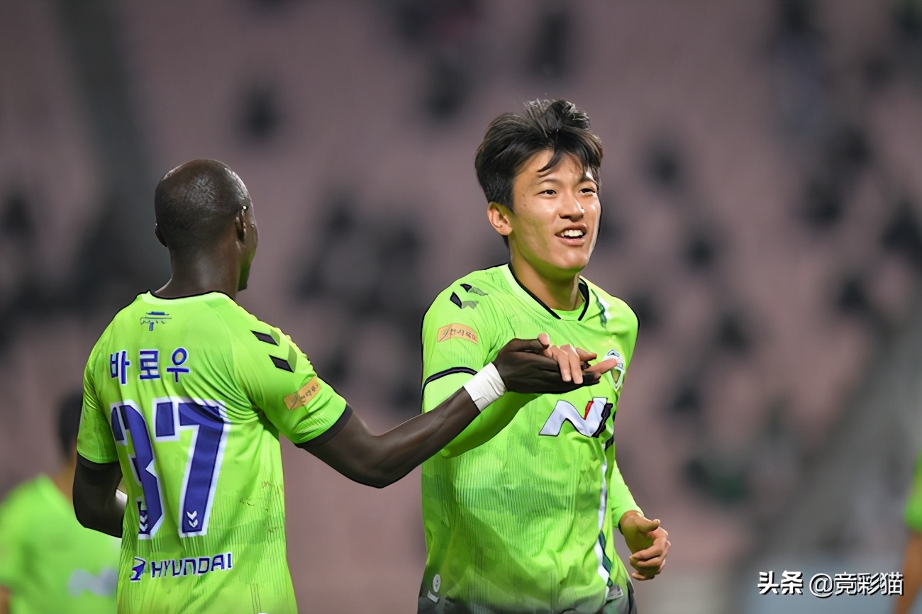 蔚山现代对全北现代（贺宇：蔚山现代vs全北现代！技战术入手 解读韩职天王山之战）-趣拿体育