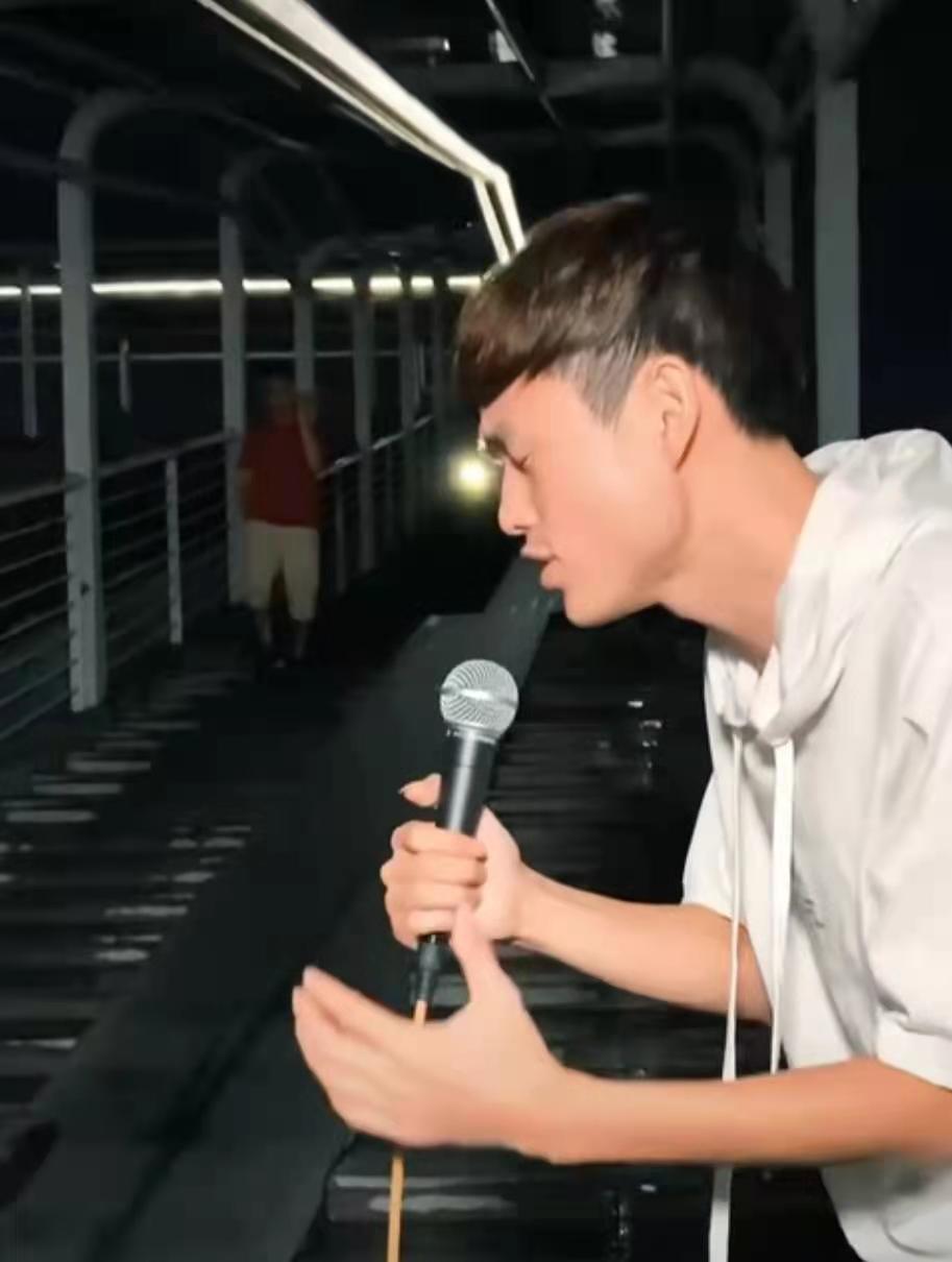 说道德，请先收起各种互怼，网络互怼也不行