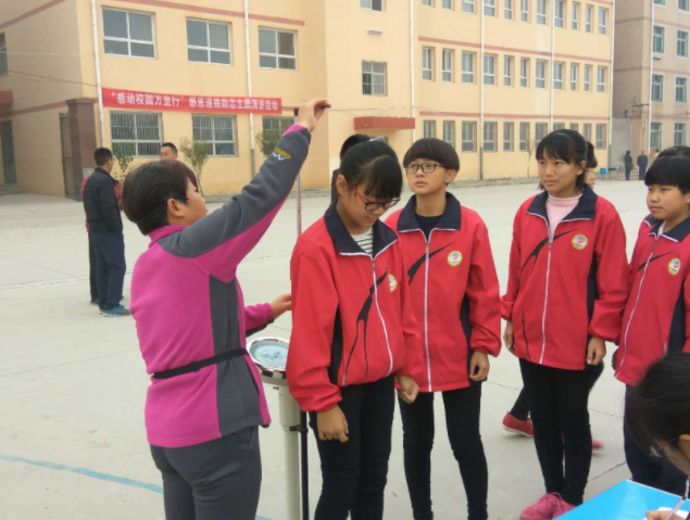 中小学生“身高标准”出炉，高考前达到这里才算合格，家长别忽视