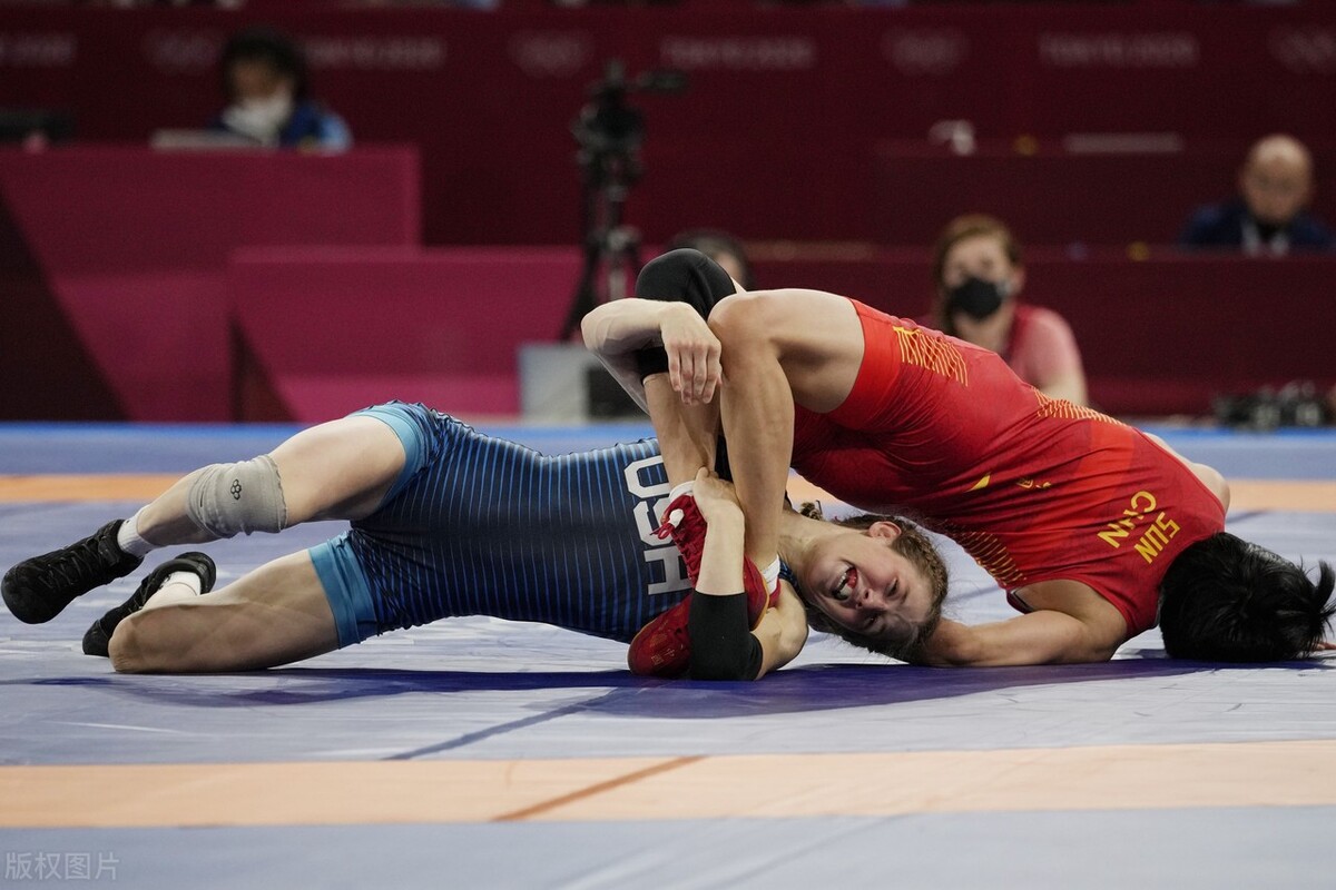 摔跤压出精的运动员是谁（奥运摔跤-最后10秒逆转！孙亚楠击败美国对手 进入女子50公斤决赛）-华海博客