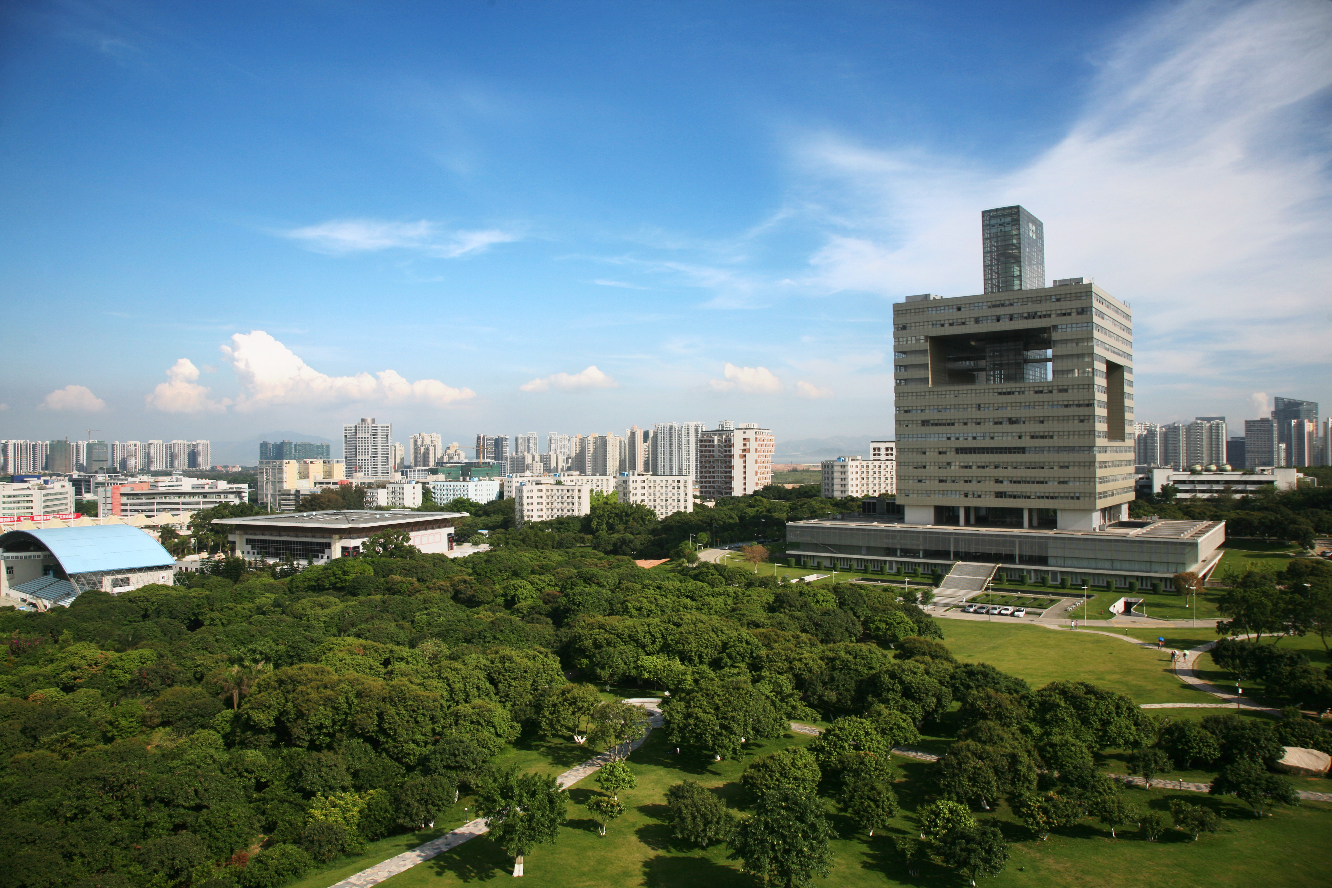 本省录取率过高，深圳大学录取分虽高，实力与排名相称尚需时日