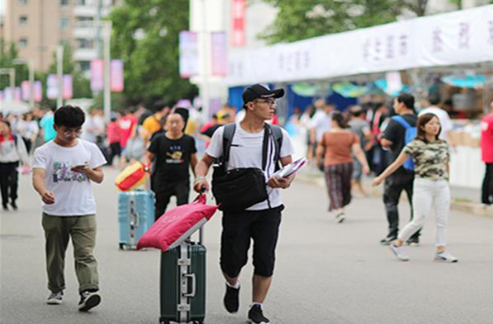 大学在省内还是省外（大学毕业后才发现）