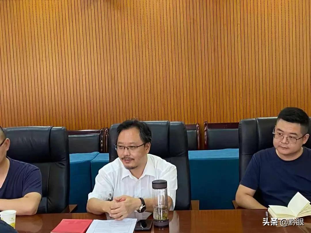 贵州师范学院美术与设计学院举行新学期首场项目申报与学科建设会