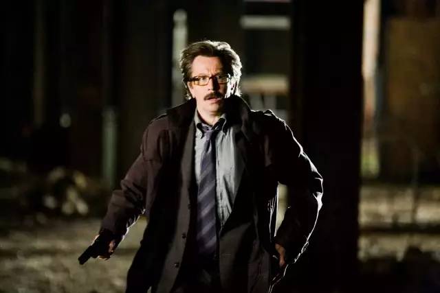 加里·奥德曼生涯十大电影，《黑暗骑士》名列第三位