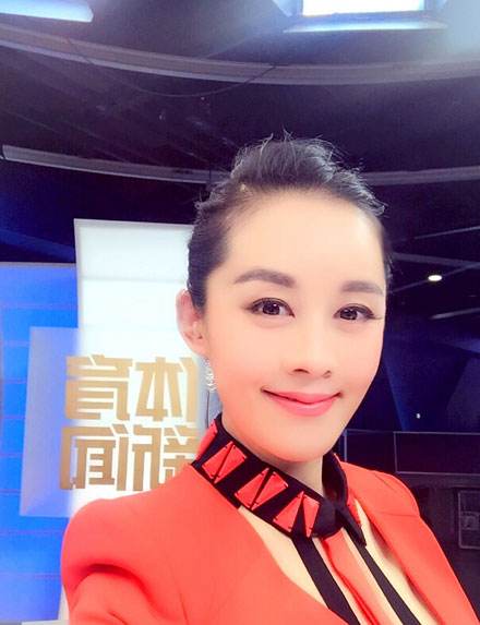 李蕊女主世界杯(央视体育频道最漂亮的5位女主持人，颜值真的太高了)