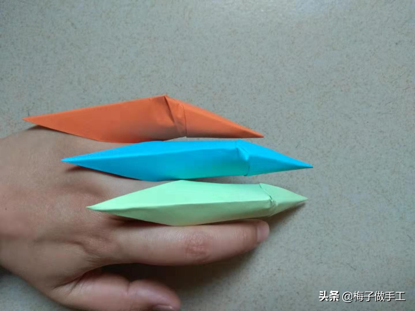 儿童手工折纸：套在手指上的龙爪子怎么折？给宝宝做个折纸玩具