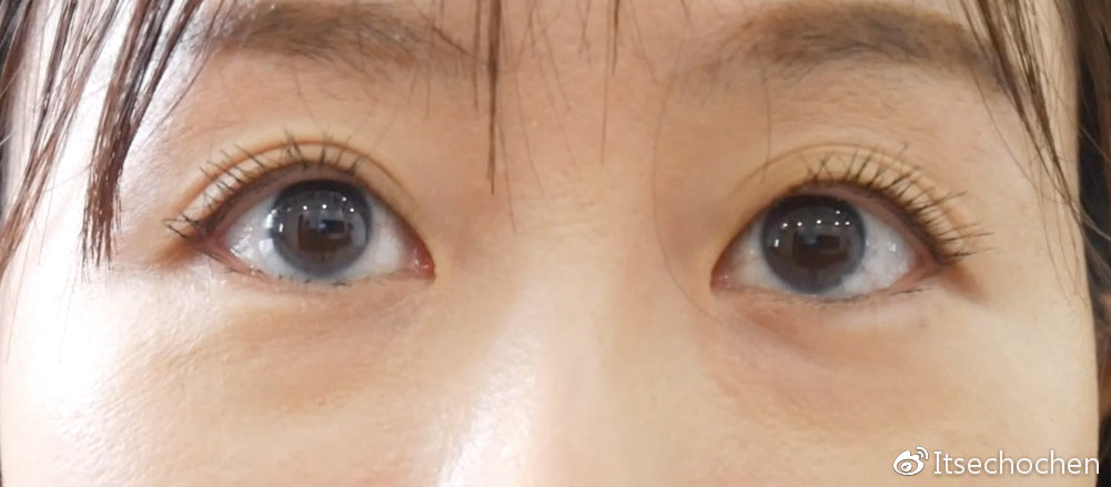 北美爆火睫毛膏 欧莱雅vs经典kissme 对比测评