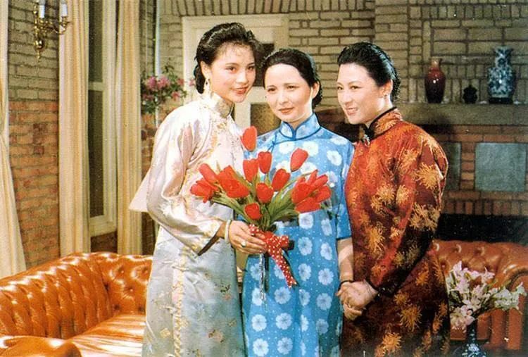 80年代女星李羚：不爱高官爱寒门，大13岁初恋丈夫的爱让人泪目