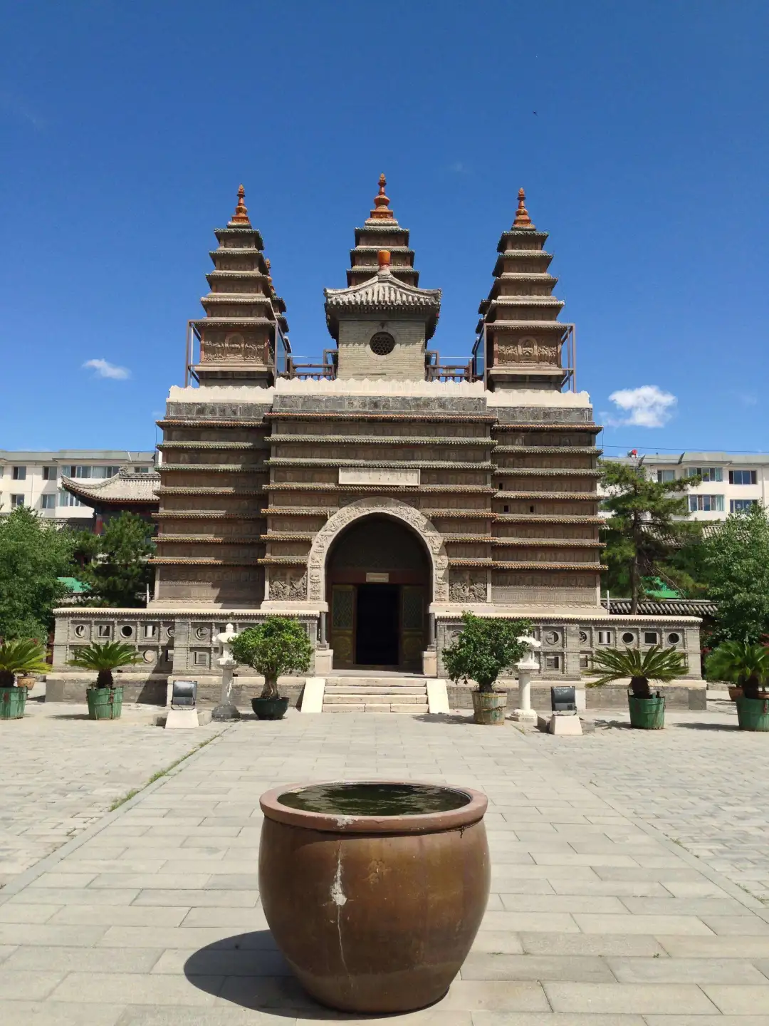 中国标志性建筑大集合（38）—内蒙古呼和浩特 金刚座舍利宝塔