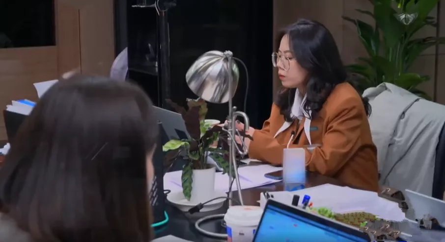 张翰临阵换题难哭实习生，给明星打工，到底有多难？