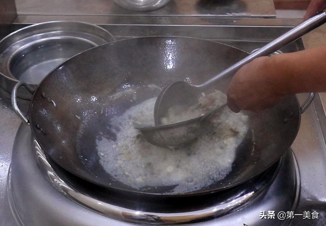 草魚的做法,草魚的做法簡(jiǎn)單又好吃