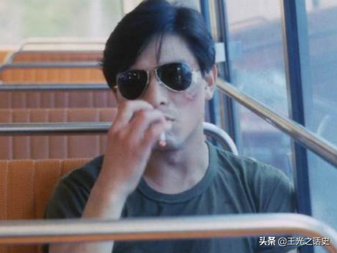 《旺角卡门》：你愿意做一世苍蝇，还是一日英雄？