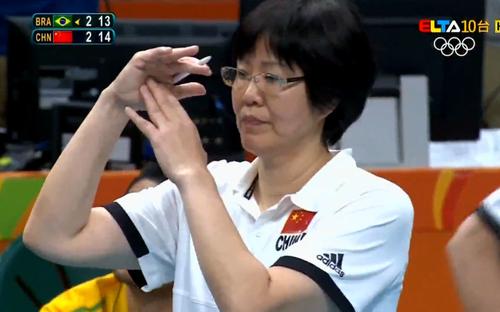 中国女排与巴西女排比赛视频（回看里约奥运会中国女排对巴西1／4决赛：血脉喷张、荡气回肠）