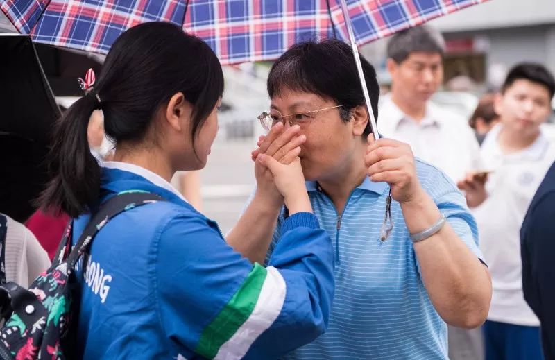 近四十年广东作文题回顾，你会怎么写？