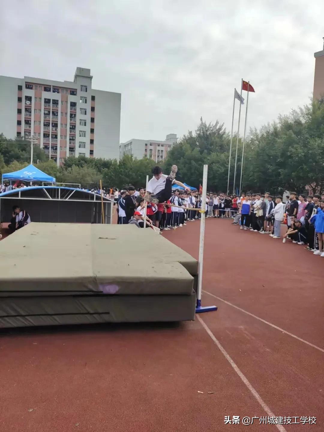 更快 更高 更强 更团结——第八届校园运动会圆满落幕